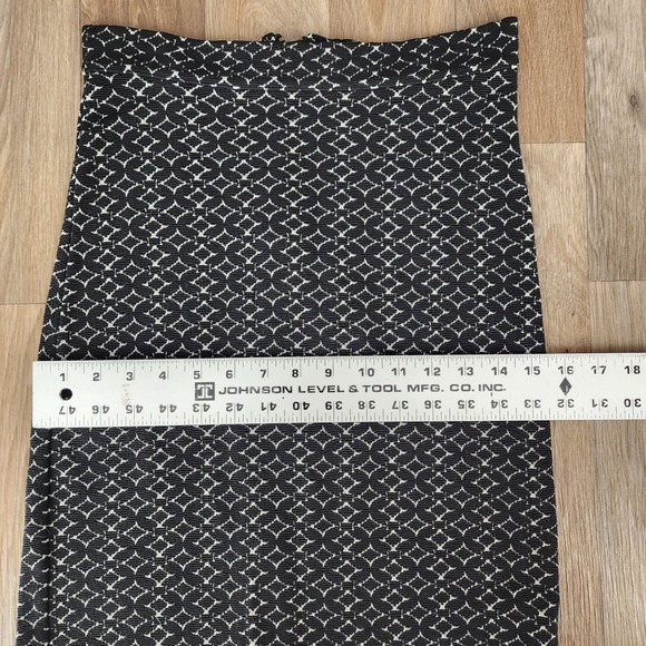 Maeve Anthropologie Black White Geometric Textured Knit Pencil Skirt XS Tencel - Picture 6 of 8